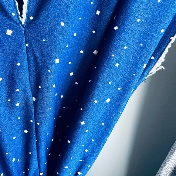 Authentic Vintage Swing Dress with Dolman Sleeves and Cinched Waist - Picture 7 of 8